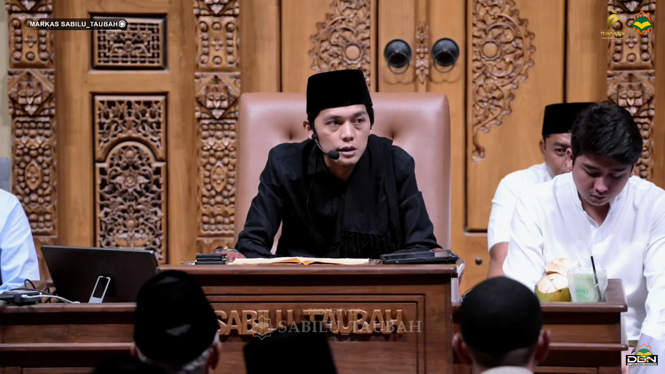 Gus Iqdam sampaikan pesan penting dalam peringatan Hari Santri Nasional 2024