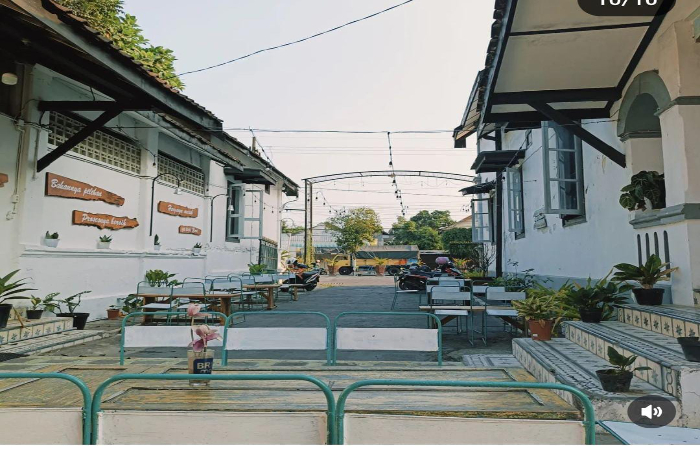 Cafe bertema kolonial (instagram)