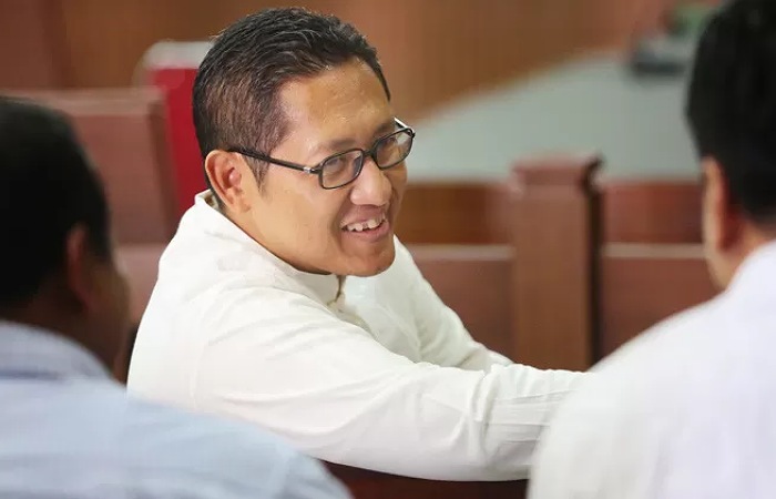 Anas Urbaningrum tokoh politik Nasional asal Desa Ngaglik, Kecamatan Srengat, Kabupaten Blitar.