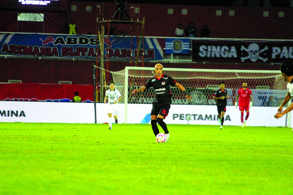 PEMAIN KUNCI: Playmaker Arema FC William Moreira diharapkan kembali moncer.