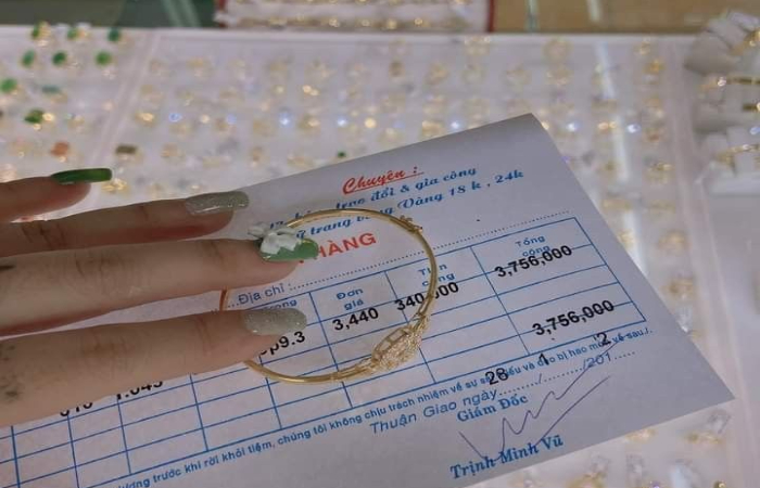 beberapa faktor kunci yang berkontribusi terhadap kenaikan harga emas.(pinterest)
