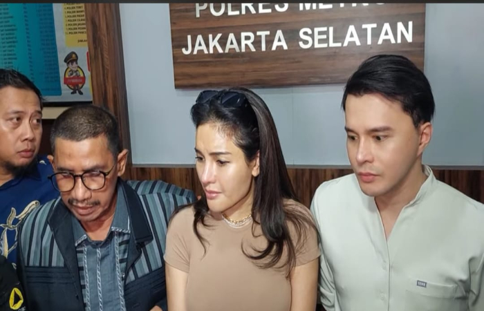 Laporan Terhadap Vadel Badjideh Masuk Tahap Penyidikan, Nikita Mirzani.