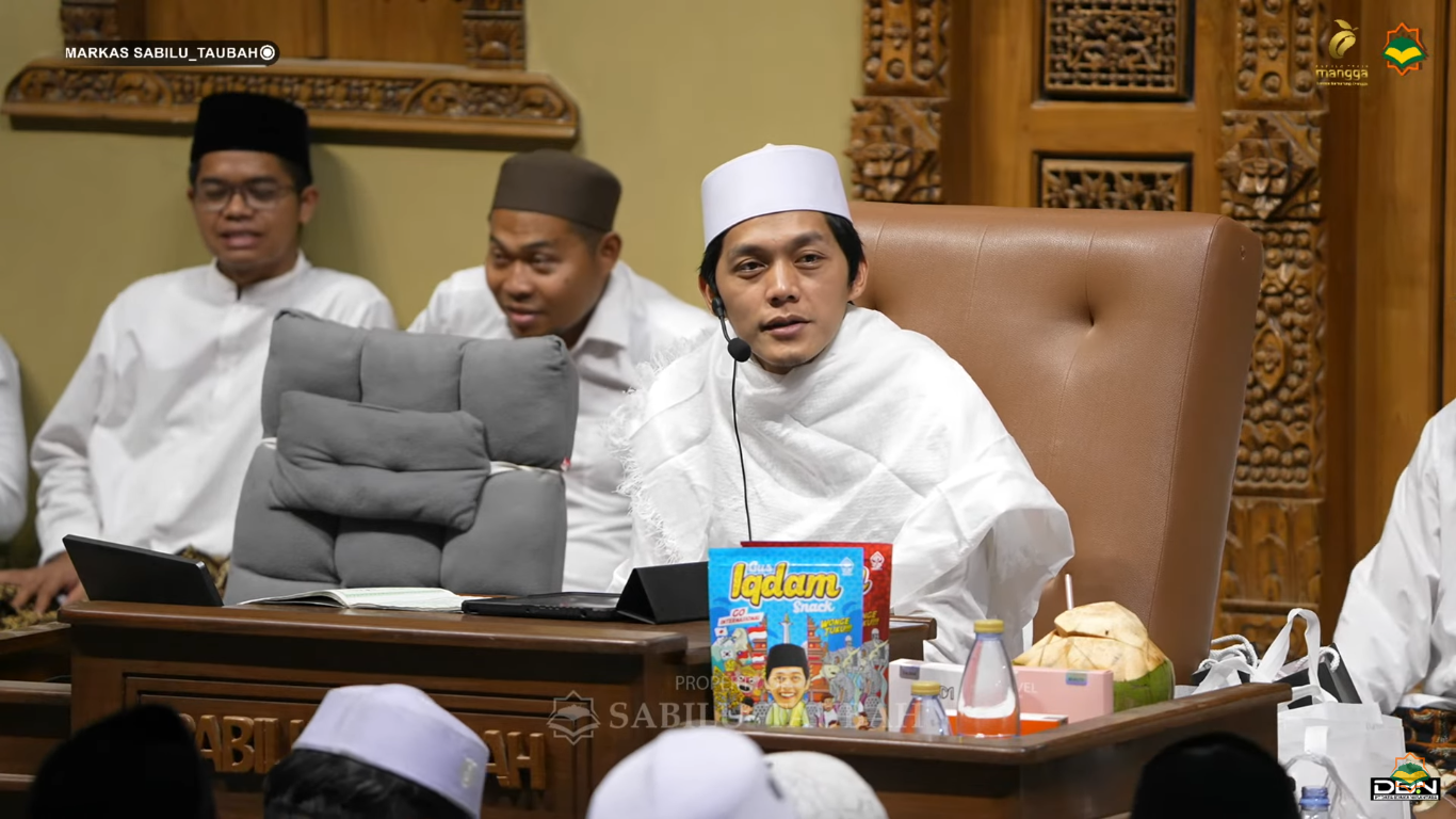 Gus Iqdam menerangkan untuk selalu berhati-hati dalam bersikap supaya tidak menimbulkan kemaksiatan