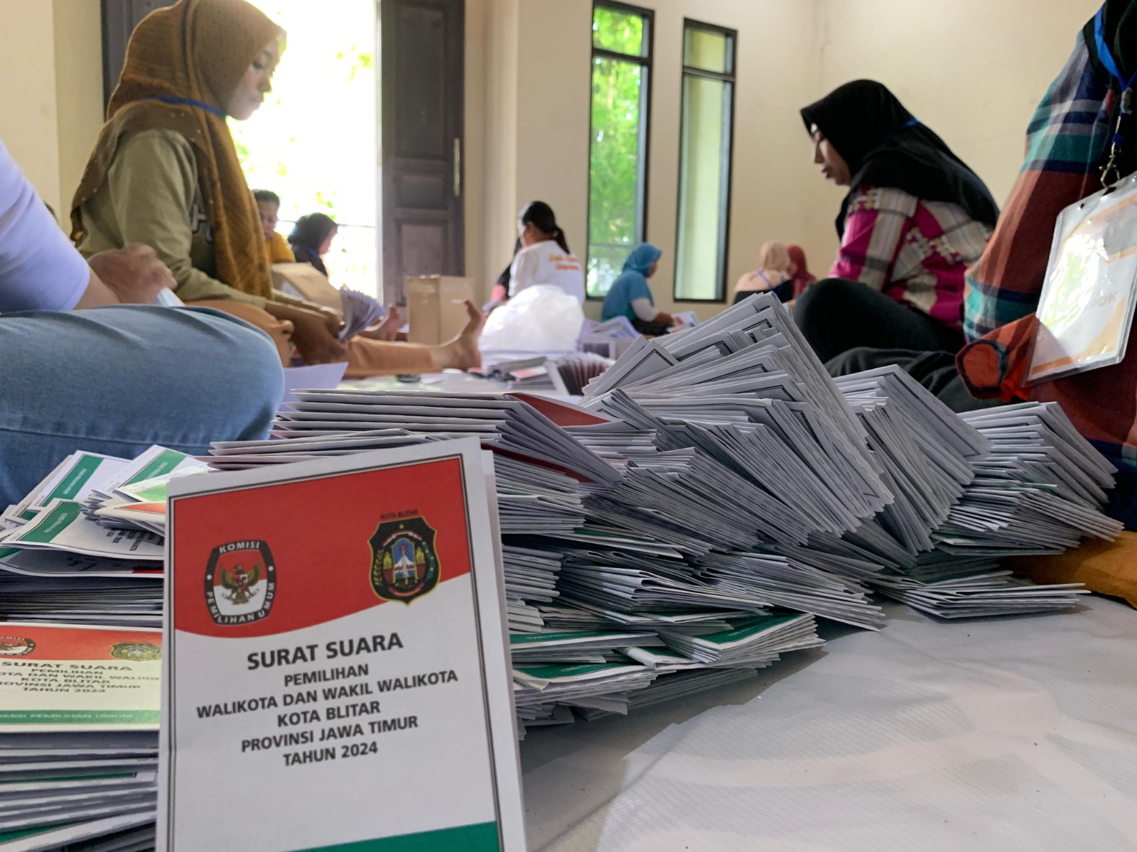 Komisi Pemilihan Umum (KPU) Kota Blitar masih kekurangan surat suara Pilwali Kota Blitar sebanyak 710 lembar