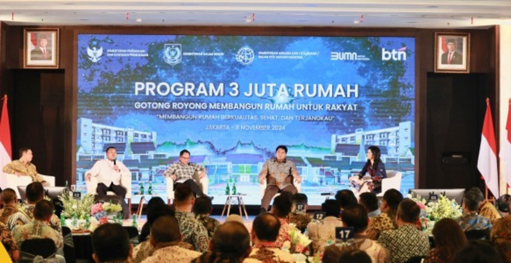 Nusron Wahid dalam sambutannya di acara Program 3 Juta Rumah, Gotong Royong Membangun Rumah untuk Rakyat, Jumat (08/11/2024).