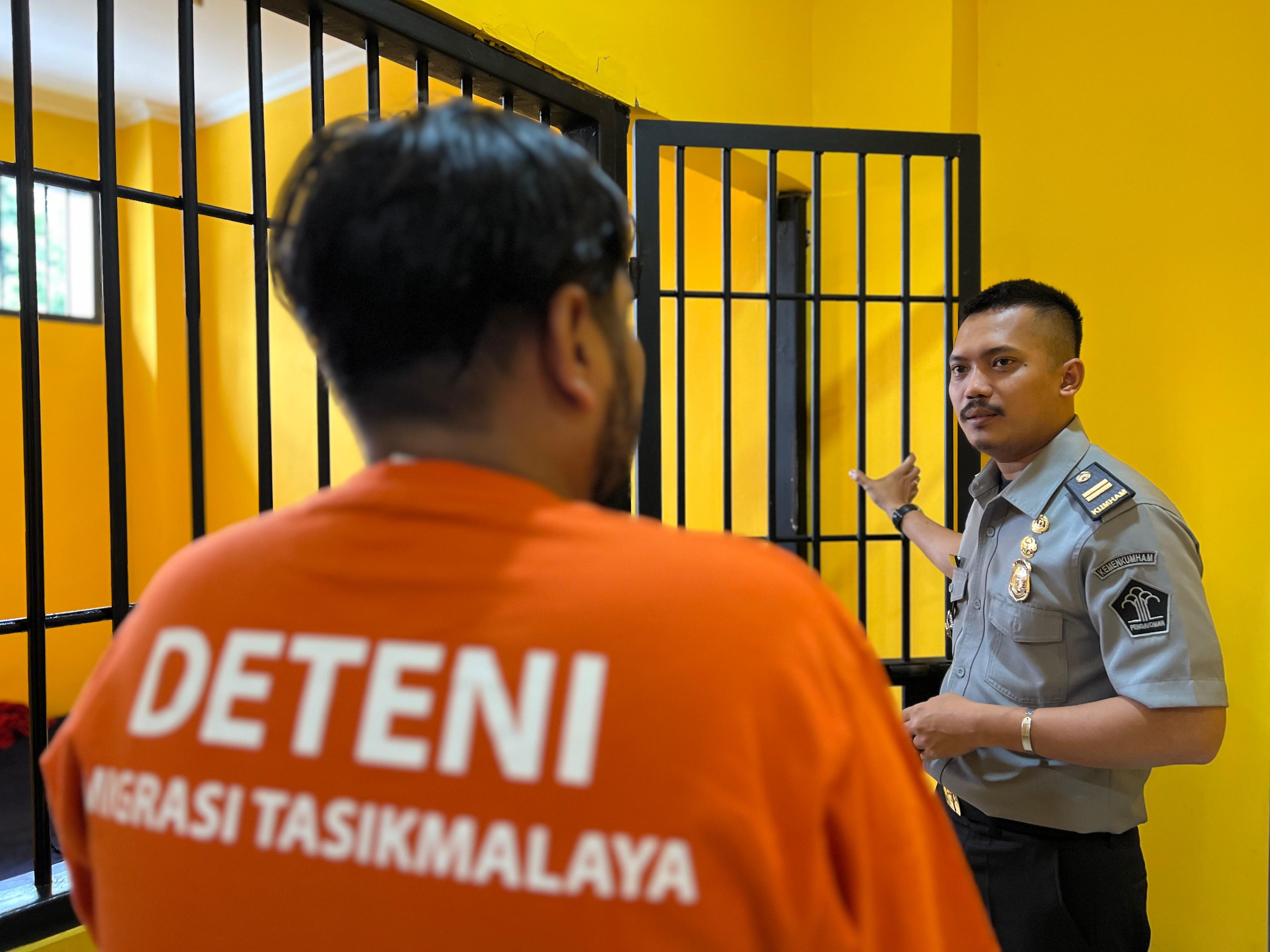 Direktorat Jenderal Imigrasi menahan 687 warga negara asing (WNA) dalam Operasi Jagrata yang dilakukan di 270 lokasi di seluruh Indonesia dari 12 hingga 15 November 2024.