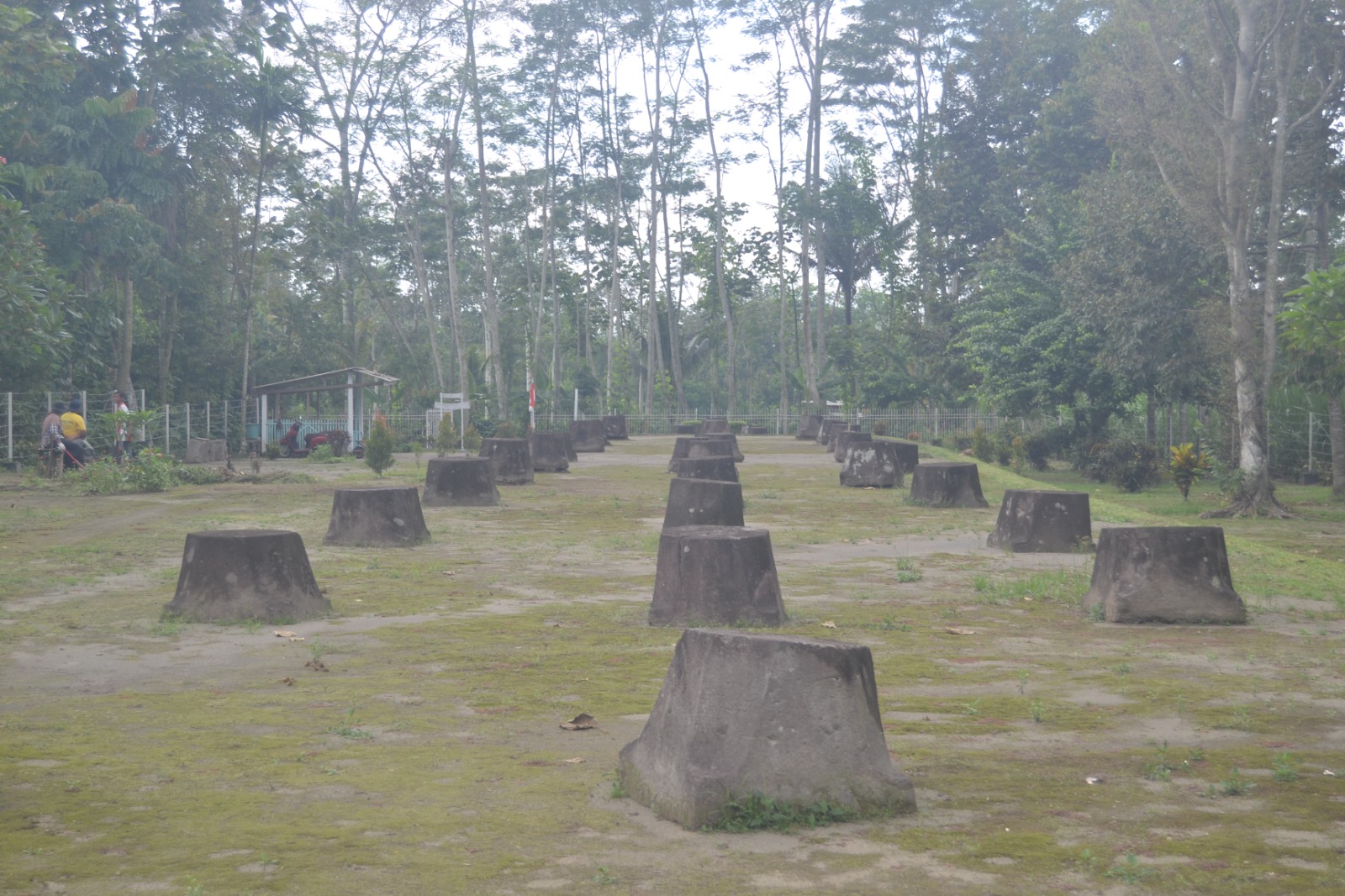 MISTERI: Situs Balekambang di Desa Modangan, Kecamatan Nglegok.