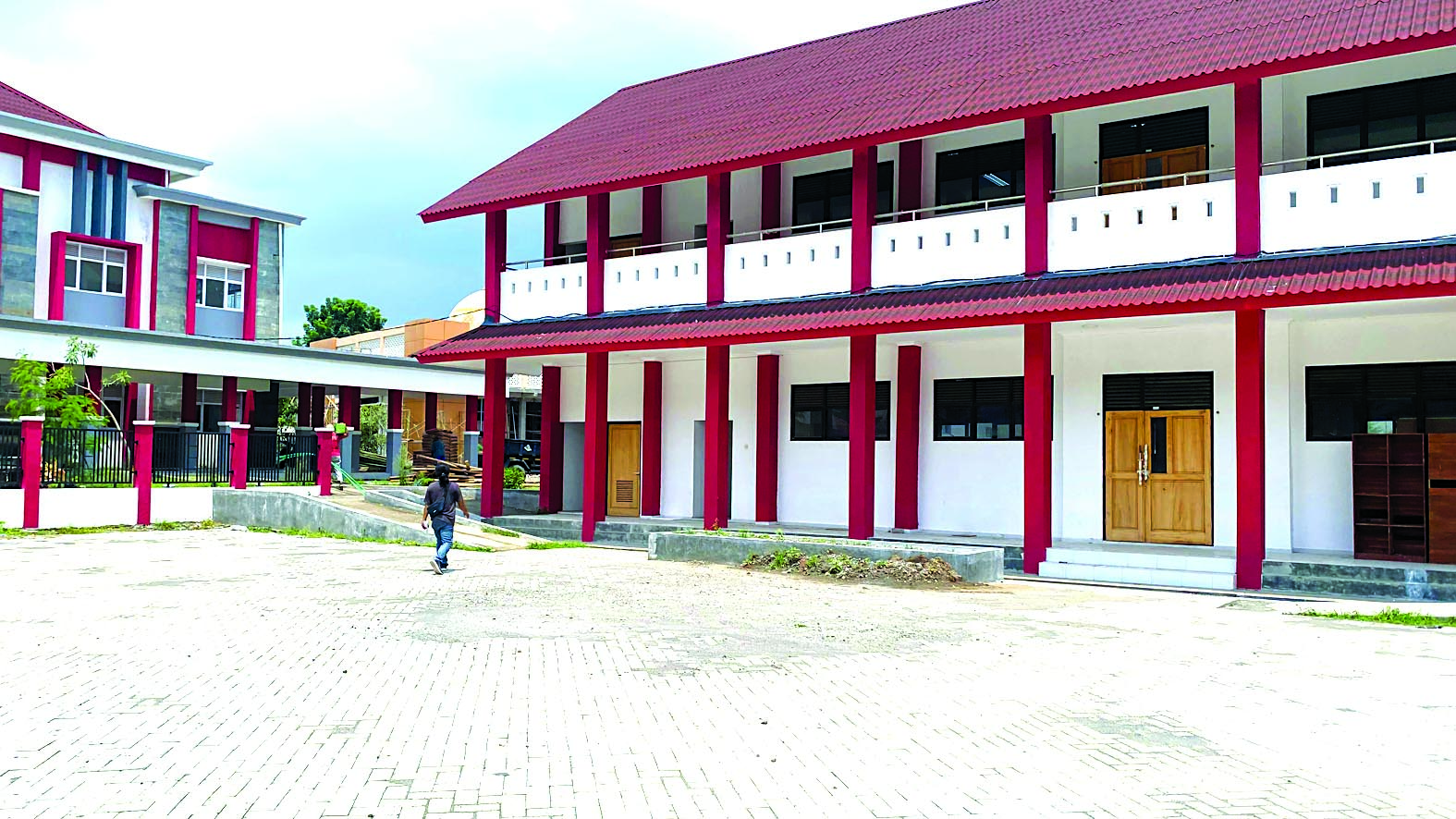 MEGAH: Bangunan gedung SMPN 6 Kota Blitar ditargetkan siap digunakan pada semester baru di awal tahun.