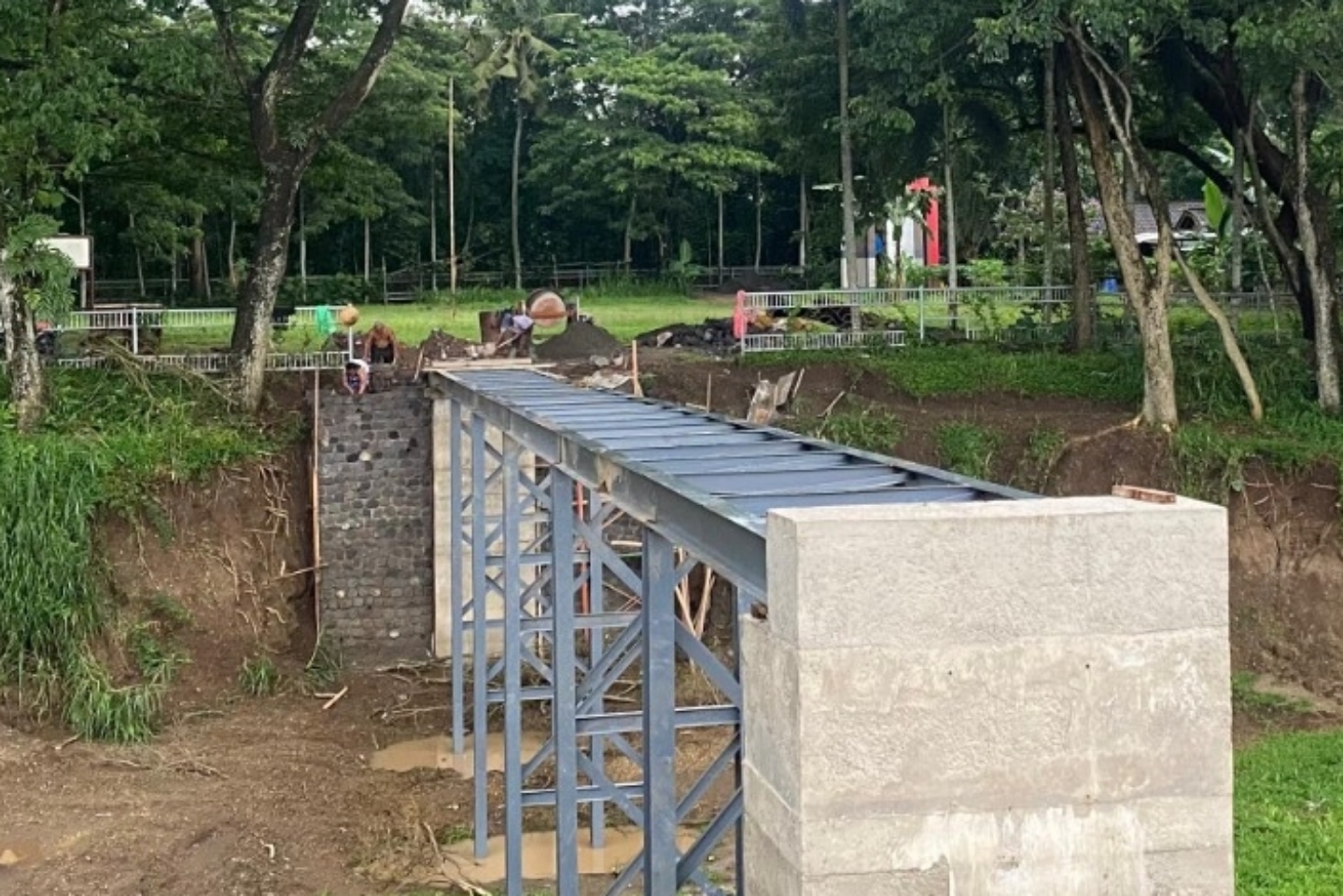 DESTINASI ANYAR: Pemkot membangun wisata outbound baru di Kelurahan Gedog, Kecamatan Sananwetan tahun ini. Pembangunan akan dilakukan secara bertahap