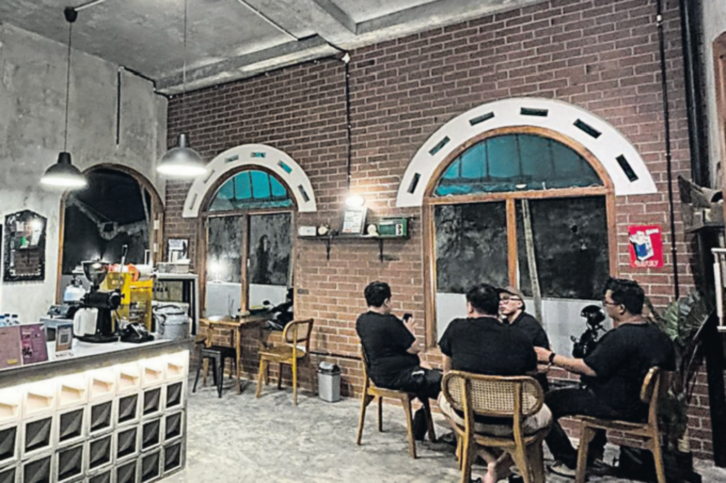 KREATIF: Beberapa kafe dan coffe shop menawarkan lokasi nongkrong yang asyik
