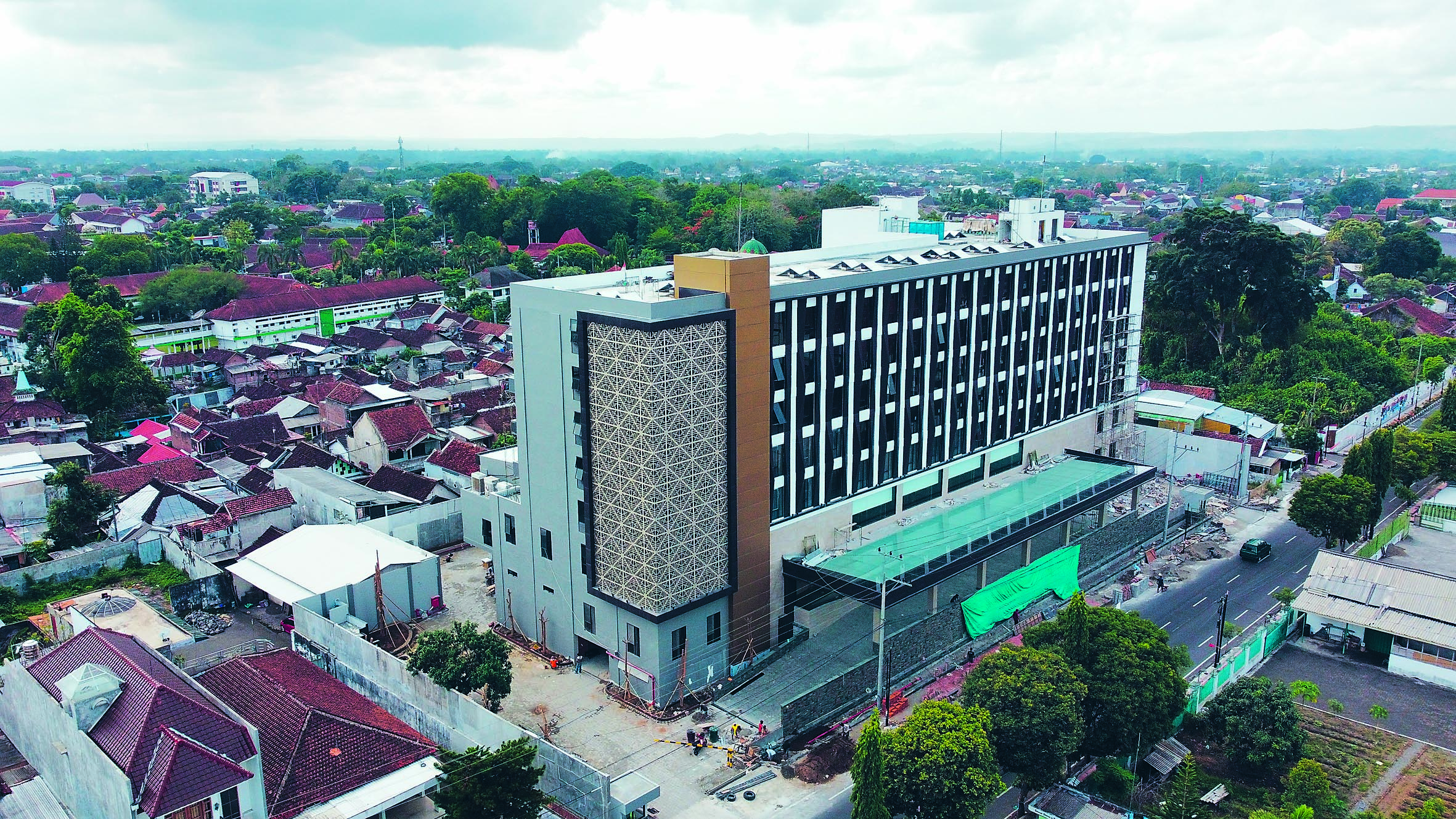 MEGAH: Keberadaan hotel berbintang di Kota Blitar menjadi salah satu upaya Pemkot Blitar untuk menarik investor lain agar menanamkan modalnya di Bumi Bung Karno.