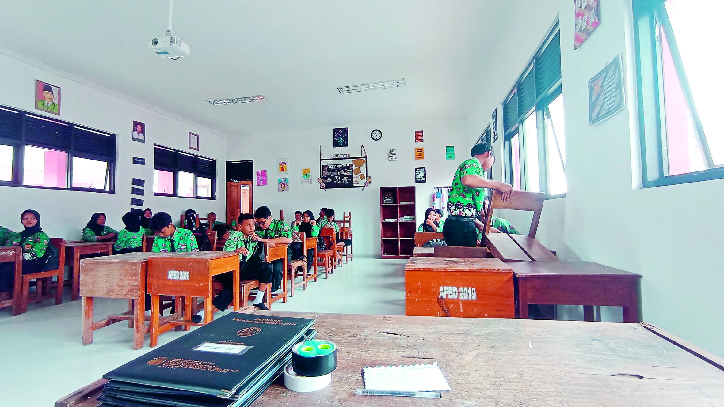 MULAI DIFUNGSIKAN: Dispendik Kota Blitar mulai memanfaatkan bangunan anyar SMPN 6 Blitar untuk KBM meski belum tuntas 100 persen, Kamis (2/1/2025).
