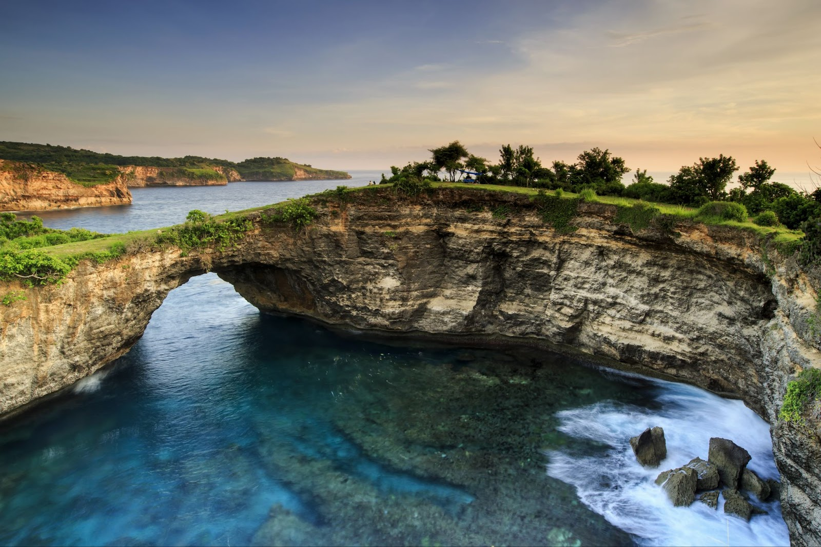 ilustrasi Hidden Gem wisata Blitar