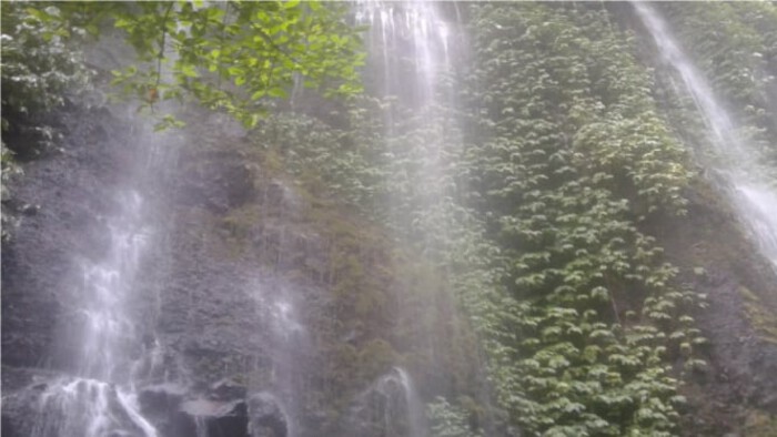 Gambar 5:pesona Air Terjun Lawean, Blitar