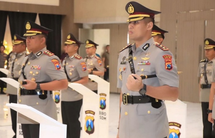 Potret AKBP Titus Yudho Uly pada acara pelantikan di Gedung Mahameru Mapolda Jawa Timur