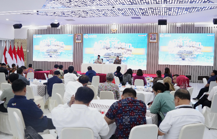 Metri ATR/BPN, Nusron Wahid dalam pertemuan media yang bertajuk Catatan Akhir Tahun Kementerian ATR/BPN di Aula Prona, Jakarta, Selasa (31/12/2024)