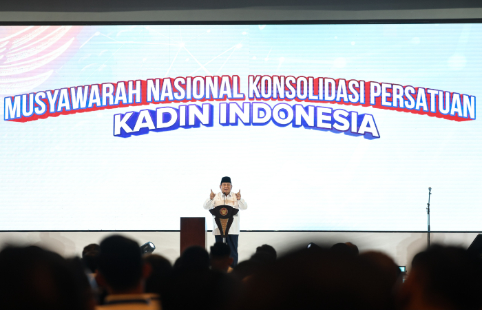 BERI ATENSI: Prabowo serukan saat hadir di acara Musyawarah Nasional Konsolidasi Persatuan Kadin Indonesia diselenggarakan di The Ritz Carlton, Jakarta, Kamis (16/1).