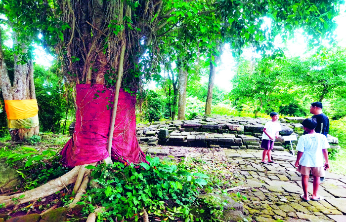 BERSEJARAH: Situs Candi Pertapaan yang ada di Desa Bagelenan, Kecamatan Srengat. Kabupaten Blitar.