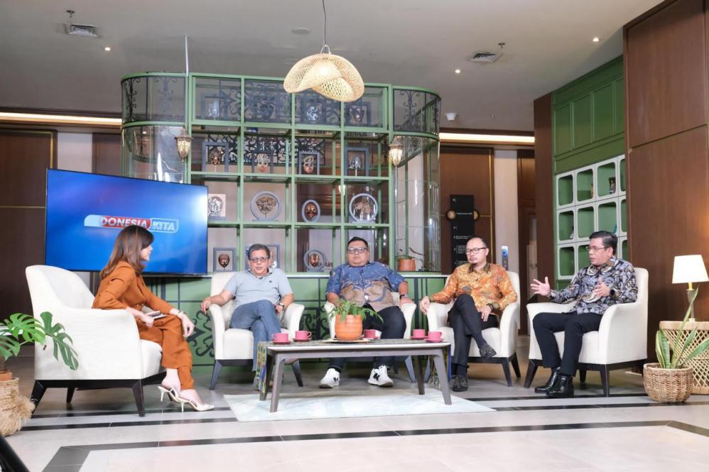 Harison Mocodompis, saat menjadi salah satu narasumber dalam dialog yang ditayangkan secara langsung oleh Garuda Tv, Selasa (21/01/2025).