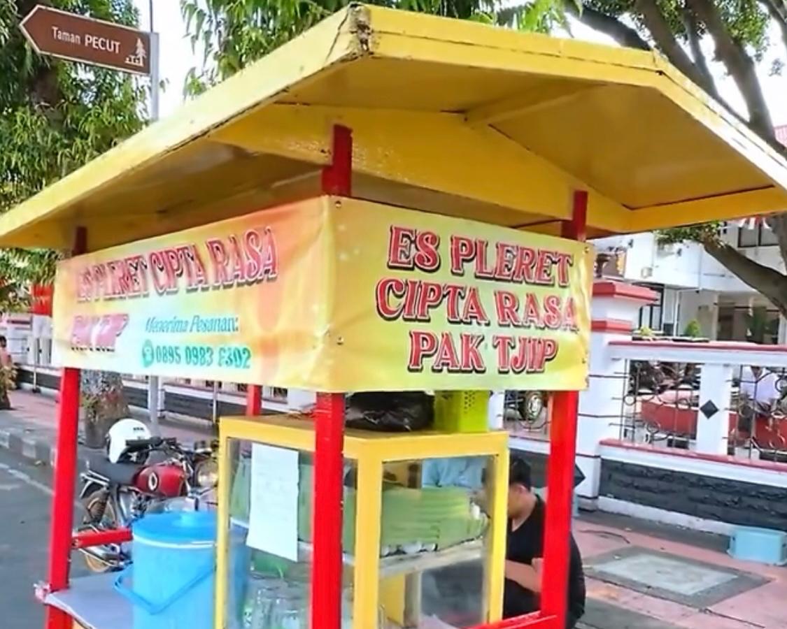 ES Pleret Cipta Rasa Pak Tjip Kuliner di Blitar