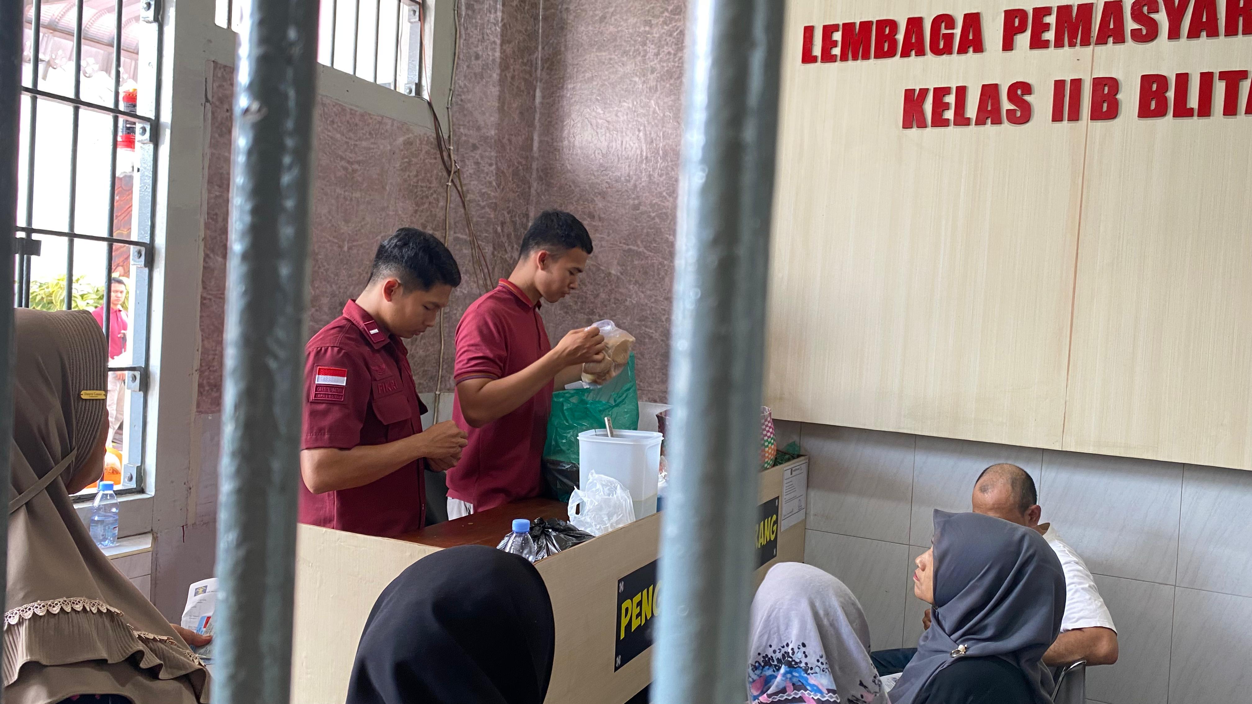 Lapas II Blitar menggagalkan penyelundupan narkoba.