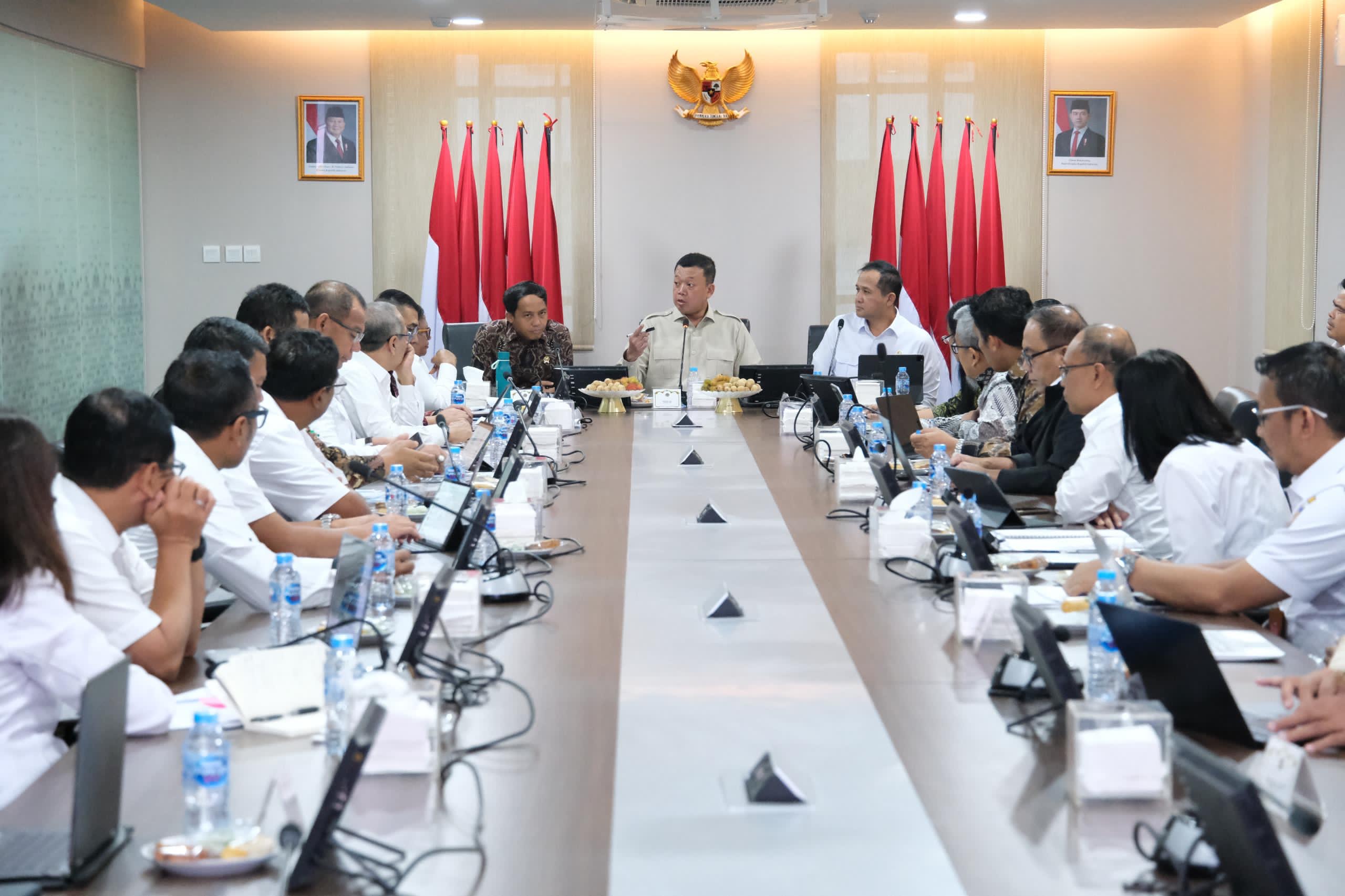 Rakor yang dipimpin langsung oleh Menteri ATR/Kepala BPN, Nusron Wahid