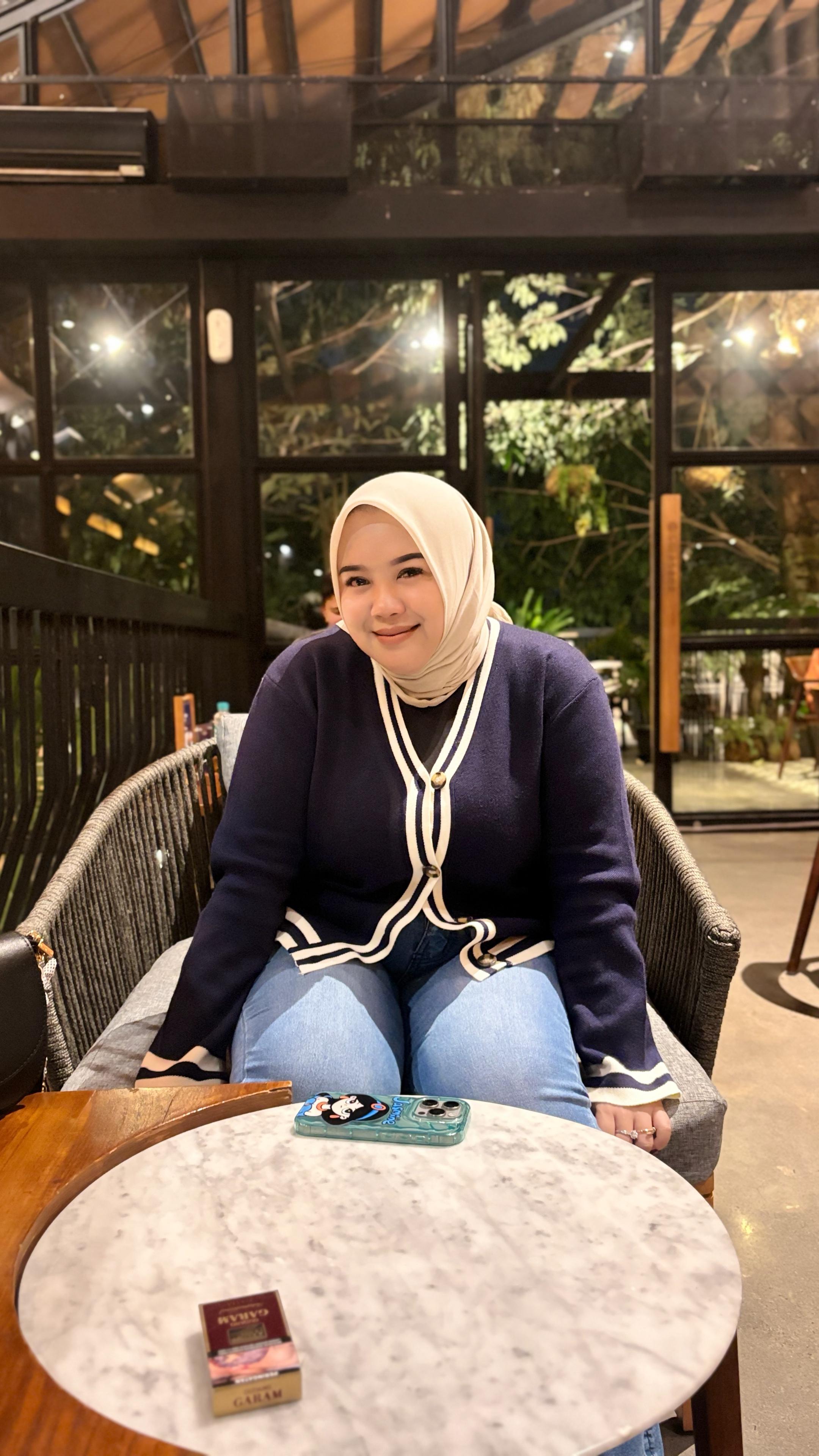 PEREMPUAN KREATIF: Punya latar belakang dunia kesehatan tak menghalangi Hasna Haryaningtyas untuk berbisnis kuliner sesuai passion.