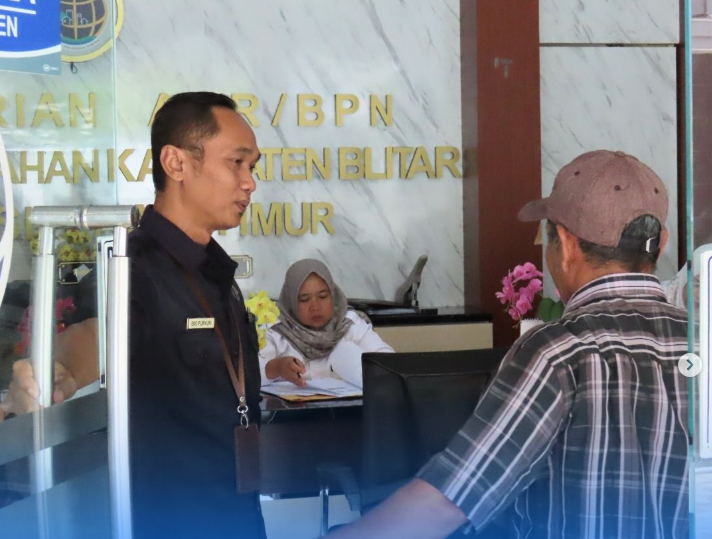 Pelayanan pertanahan di Kantor Pertanahan Kabupaten Blitar