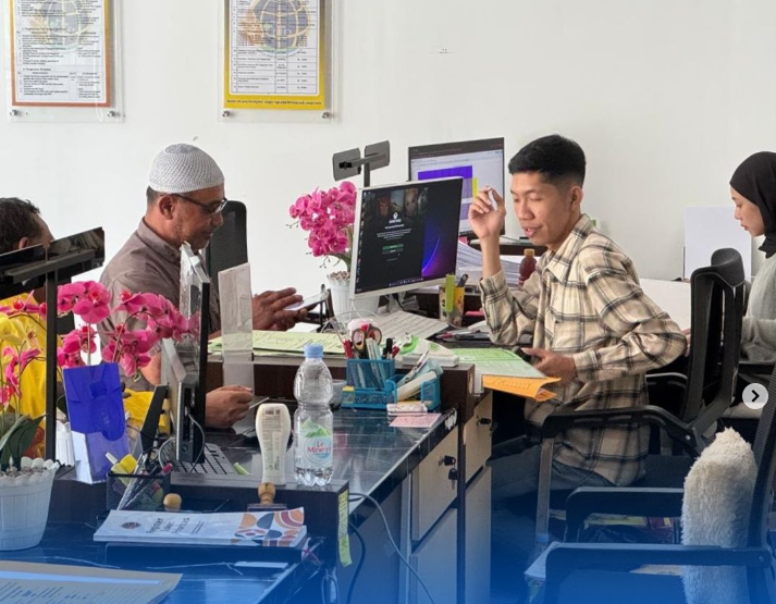 Kantor Pertanahan Kabupaten Blitar kini menghadirkan inovasi layanan baru bagi masyarakat dengan membuka layanan PELATARAN (Pelayanan Pertanahan Akhir Pekan)