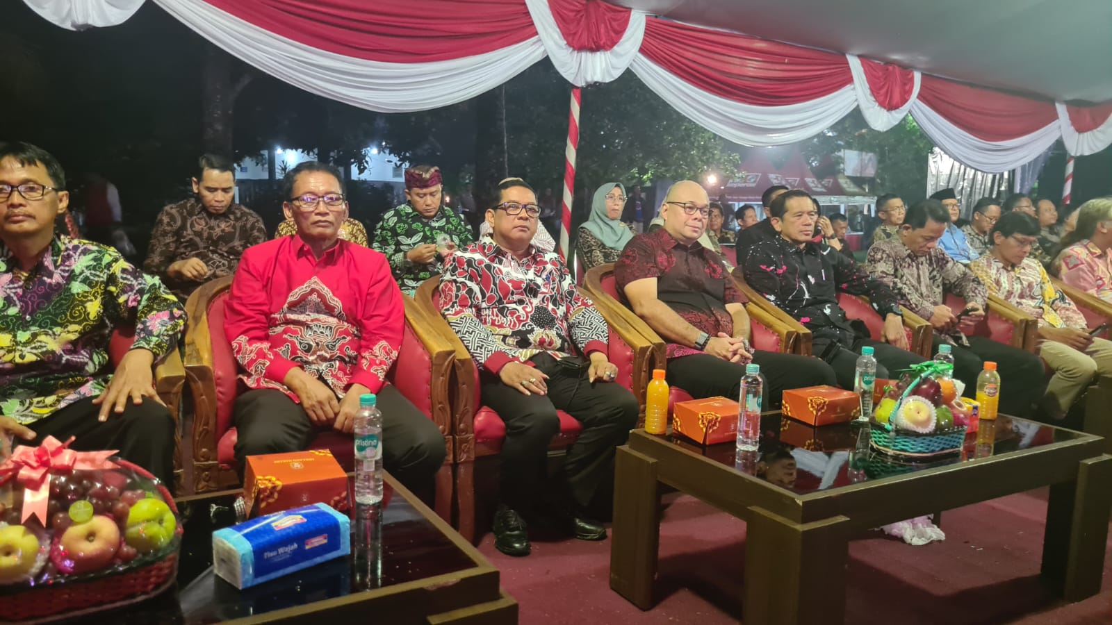 LESTARIKAN BUDAYA: Anggota Komisi II DPR RI Romy Soekarno menghadiri Festival Rakyat di Istana Gebang Kota Blitar, Rabu (26/2/2025).