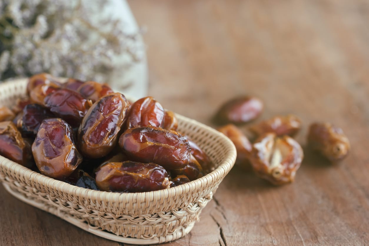 MANIS: Manfaat kurma di bulan puasa