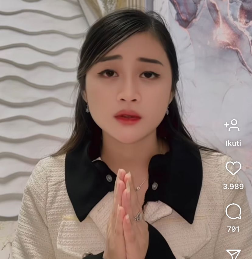 MINTA MAAF: Mala Agatha meminta maaf melalui media sosial Instagramnya setelah diultimatum Perpustakaan Proklamator Bung Karno Kota Blitar, Sabtu (8/3/2025).
