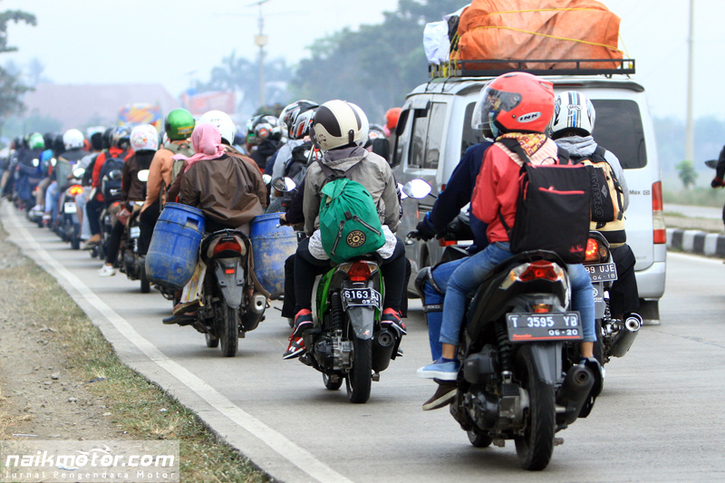 ILUSTRASI: potret kemacetan saat mudik lebaran (foto by www. naik motor.com)