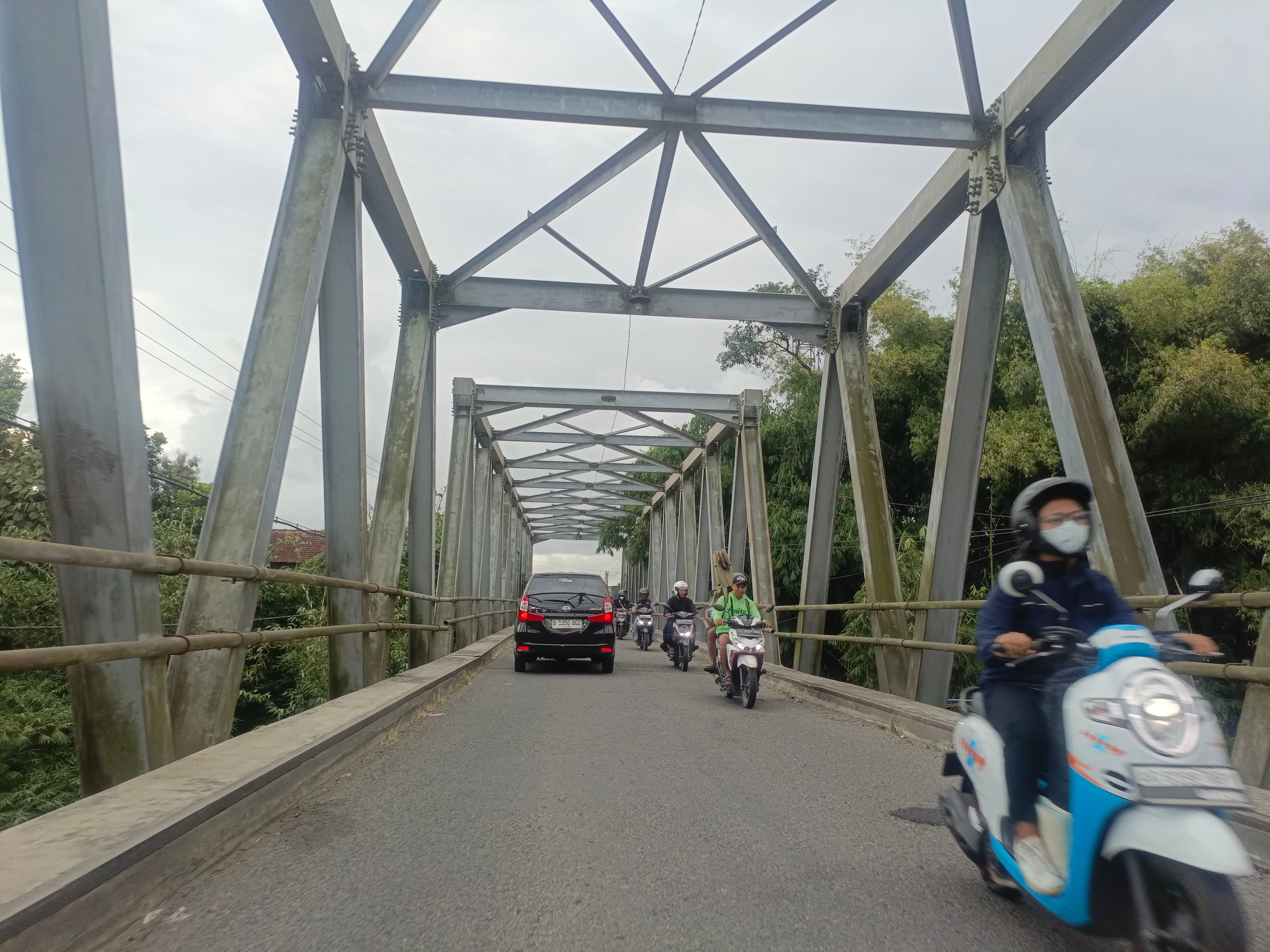 Jembatan Kali Lekso