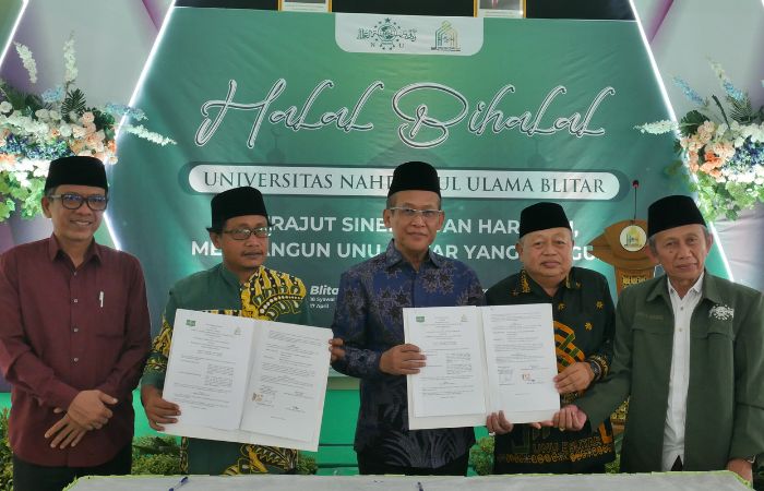 UNU Blitar bersama PCNU Kabupaten Blitar menandatangani MoU satu masjid satu sarjana.