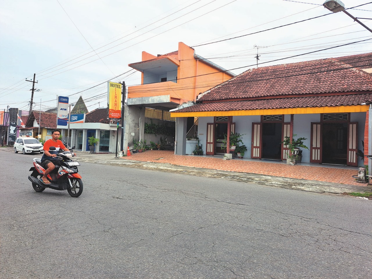 KAWASAN WISATA: Salah satu hotel yang ada di wilayah Kecamatan Nglegok, Blitar.