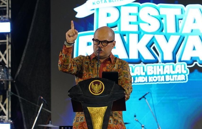 Anggota DPR RI Romy Soekarno saat memberi sambutan di acara Hari Jadi ke-119 Kota Blitar.
