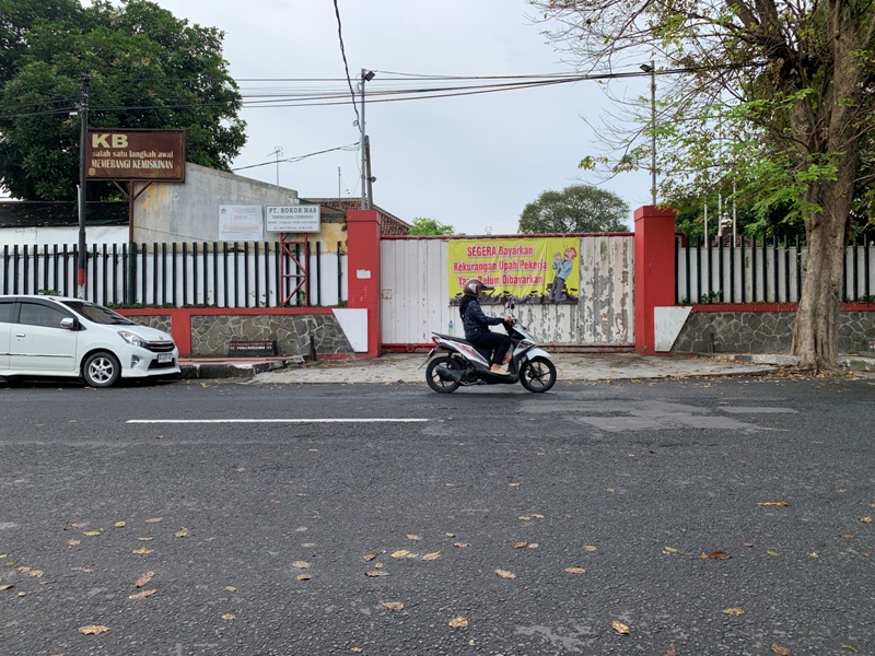 TUNGGU KEPASTIAN: Bekas pabrik rokok Bokor Mas yang berada di Jalan Mastrip, Kota Blitar.