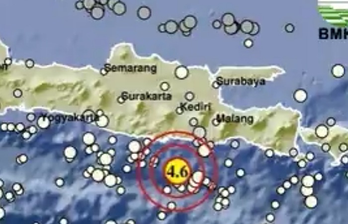 BMKG melalui akun x.com merilis informasi gempa yang berpusat di selatan Kabupaten Blitar.