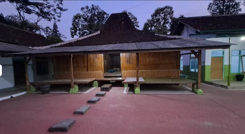 SIMPAN SEJARAH: Makam Syaikh Abu Hasan Syaikh Abu Manshur di Desa Kuningan, Blitar.