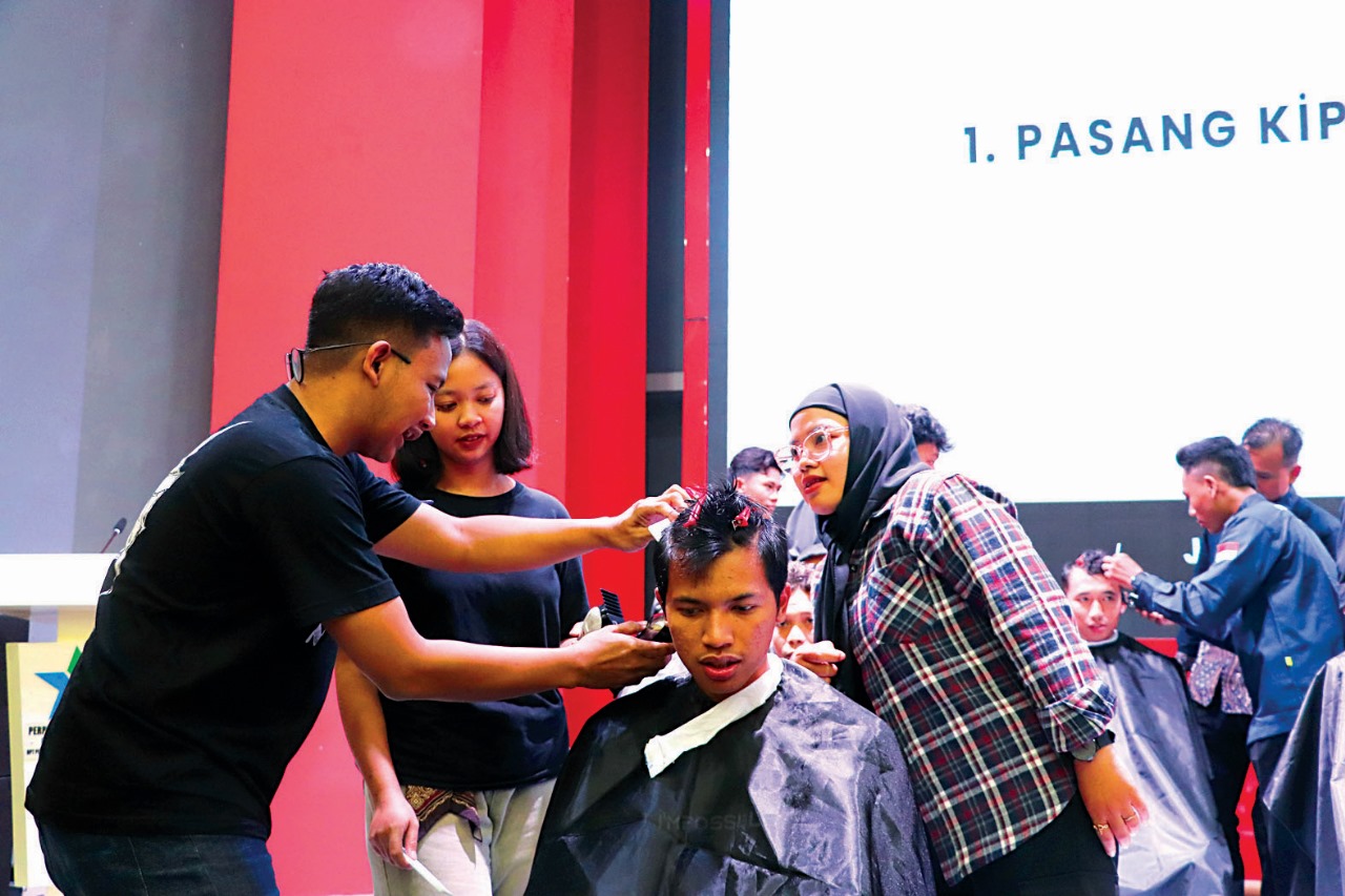 Peserta langsung praktik hasil pelatihan Literasi Barbershop mulai Rabu (14/5) hingga Kamis (15/5/2025).