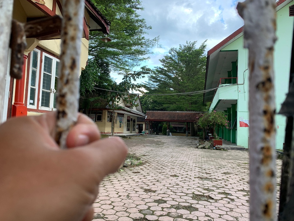 BAKAL SR: Eks bangunan SMPN 6 Blitar yang sudah lama mangkrak usai direlokasi oleh Pemkot Blitar.