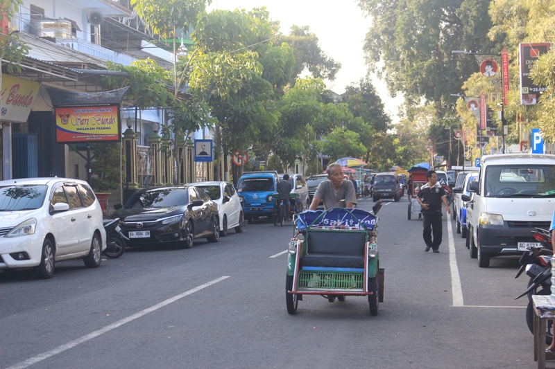 TEGAS: Pemkot siap menindak tegas jukir yang menarik tarif parkir melebihi ketentuan di Blitar Djadoel.