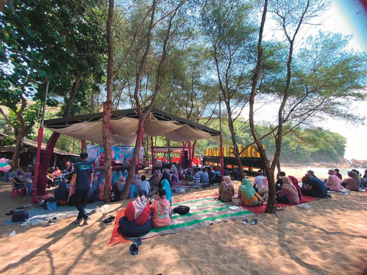 POTENSI WISATA: Kawasan wisata Pantai Pangi di Desa Tumpakkepuh, Kecamatan Bakung.