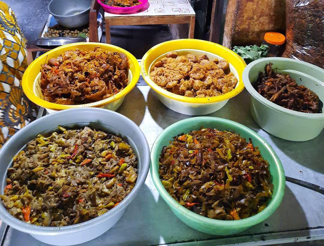 Masakan Tewel Di Warung Bu Martumi