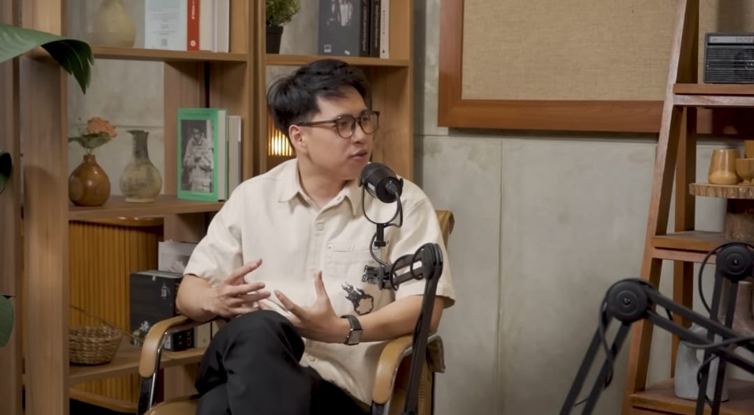 Melawan arus kebodohan dengan kecerdasan emosional bersama Axel Christian di Podcast Coach Anez