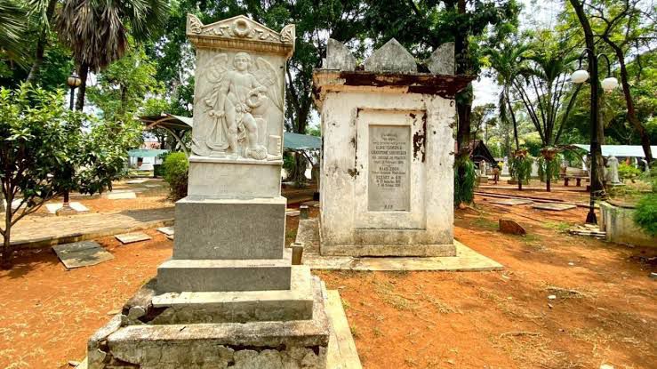 Jejak Freemason di Perkebunan Karanganyar Blitar: Misteri Simbol dan Nama-Nama dari Masa Kolonial