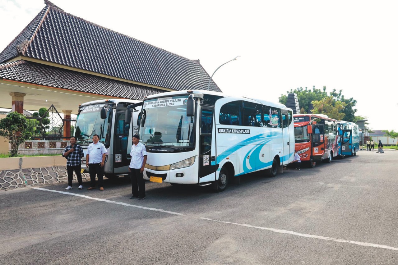 Hari Pertama Sekolah, Bus Pelajar Kembali Operasi