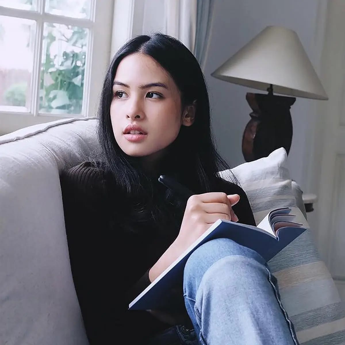 Tips Belajar Efektif ala Maudy Ayunda: Merhatiin di Kelas Lebih Penting dari Belajar Semalaman