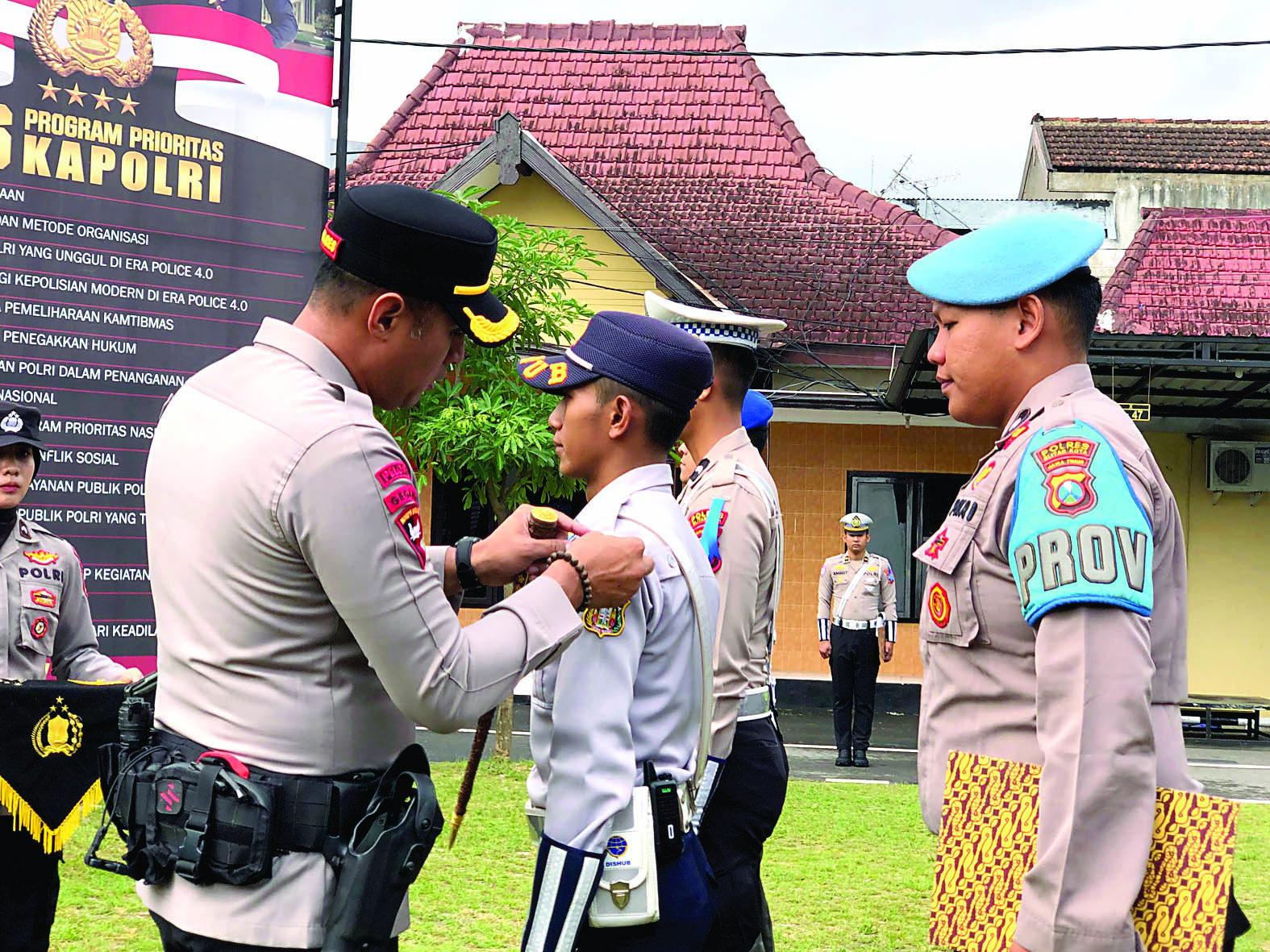 TINDAK TEGAS: Polres Blitar Kota beserta jajaran aparat terkait siap melakukan operasi gabungan dalam operasi patuh semeru 2025.